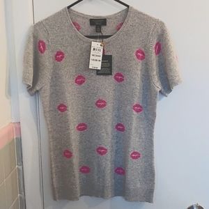 This is a beautiful NWT CASHMERE Charter Club Luxury Crewneck Cashmere Sweater.